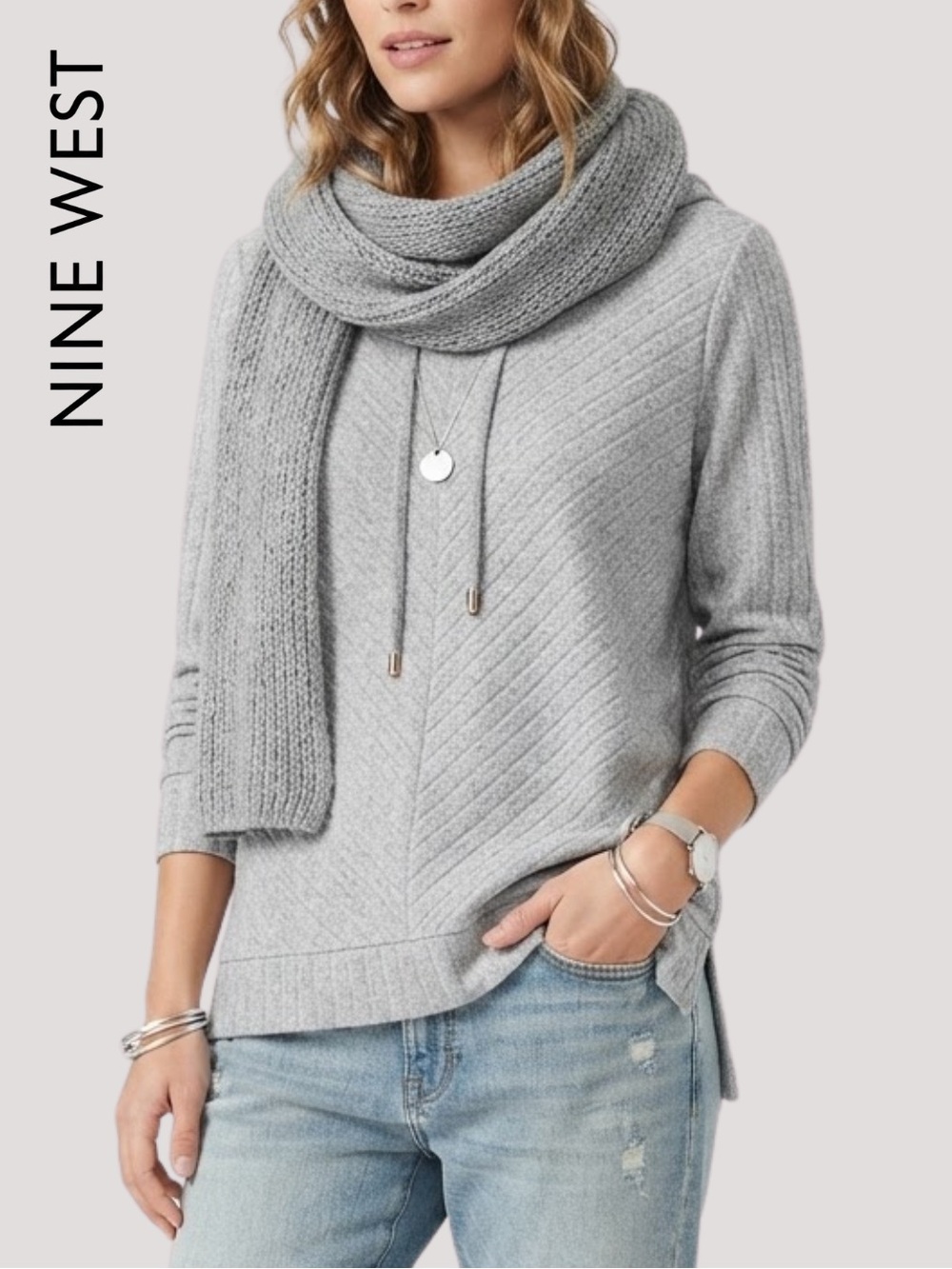 Sweater • Like New
Nine West • Women’s Diagonal Ribbed Pullover Hoodie